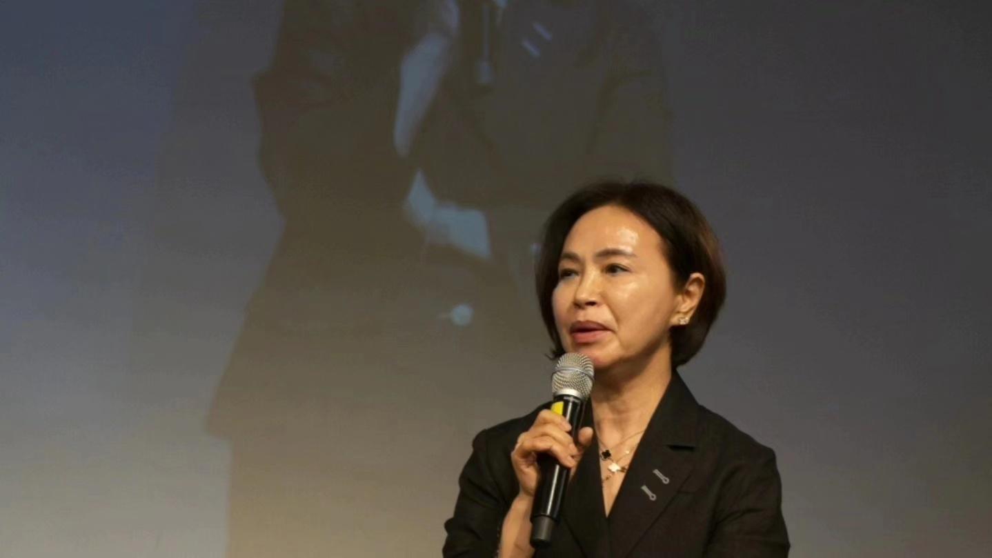 제14회 김구용시문학상 수상 손현숙 시인